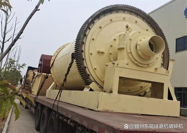 鄂式破碎機、球磨機、洗砂機今天出發啦!(圖3) 鄂式破碎機、球磨機、洗砂機今天出發啦!(圖3)