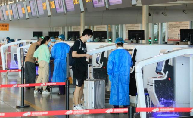 新鄭機場停車費3天多少錢，新鄭機場停車場收費多少錢一天一夜(圖4)