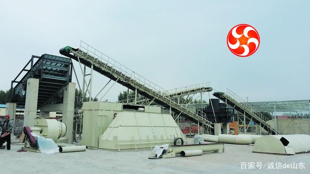山東機(jī)制砂如何控制MB值（亞甲藍(lán)值，含泥量）和石粉含量(圖1)