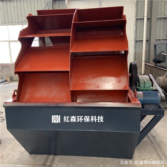 輪式洗砂機是砂石生產線中的“寵兒”(圖3) 輪式洗砂機是砂石生產線中的“寵兒”(圖3)