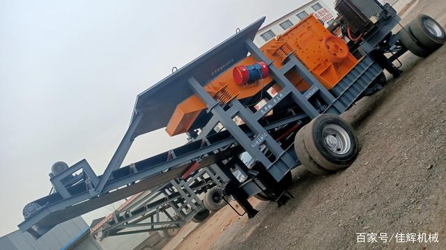 輪式洗砂機(jī)細(xì)沙回收機(jī)篩沙機(jī)振動篩沙機(jī)破碎生產(chǎn)線(圖5) 輪式洗砂機(jī)細(xì)沙回收機(jī)篩沙機(jī)振動篩沙機(jī)破碎生產(chǎn)線(圖5)